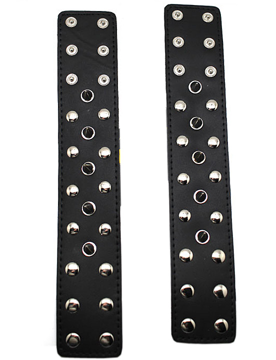 Напульсники с шипами, чёрные